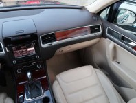 Volkswagen Touareg  3.0 TDI 
