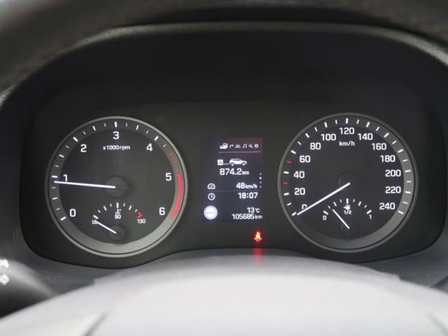 Hyundai Tucson  1.7 CRDi Trikolor