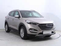 Hyundai Tucson  1.7 CRDi Trikolor