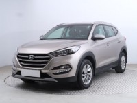 Hyundai Tucson  1.7 CRDi Trikolor