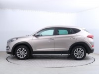 Hyundai Tucson  1.7 CRDi Trikolor
