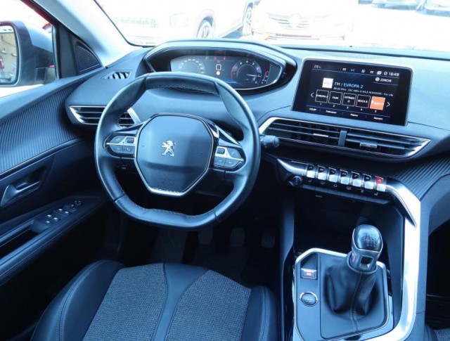 Peugeot 3008  1.2 PureTech Allure Pack
