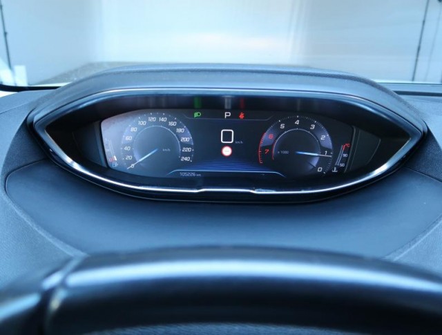 Peugeot 5008  PureTech 130 
