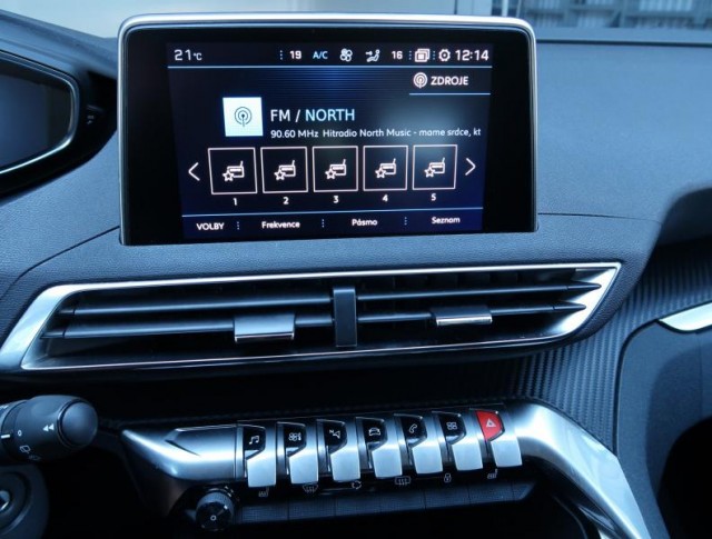 Peugeot 5008  PureTech 130 