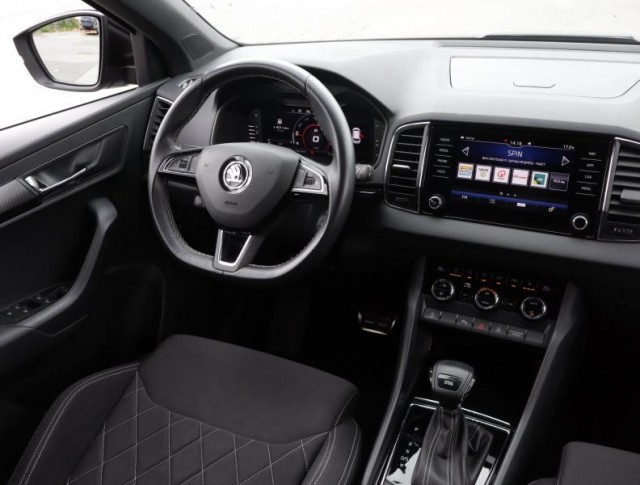 Škoda Karoq  1.5 TSI Sportline