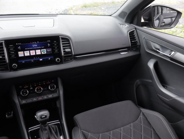 Škoda Karoq  1.5 TSI Sportline