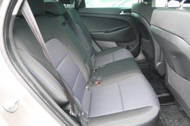 Hyundai Tucson  1.7 CRDi Trikolor