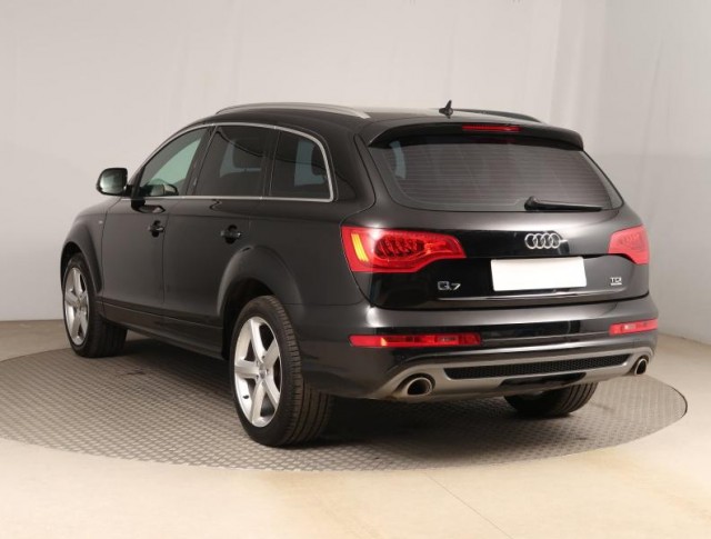 Audi Q7  3.0 TDI S-Line