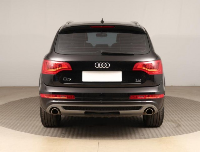Audi Q7  3.0 TDI S-Line