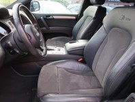 Audi Q7  3.0 TDI S-Line
