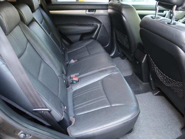Kia Sorento  2.2 CRDi 