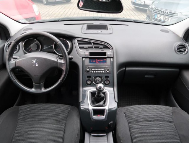 Peugeot 5008  2.0 HDI 
