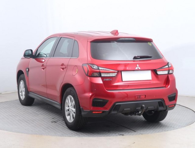 Mitsubishi ASX  2.0 MIVEC 