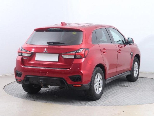 Mitsubishi ASX  2.0 MIVEC 