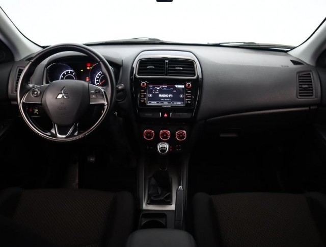 Mitsubishi ASX  1.6 MIVEC 
