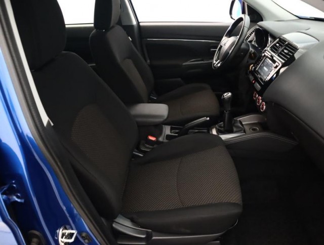 Mitsubishi ASX  1.6 MIVEC 