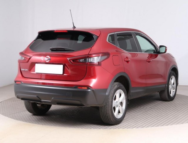 Nissan Qashqai  1.3 DIG-T 