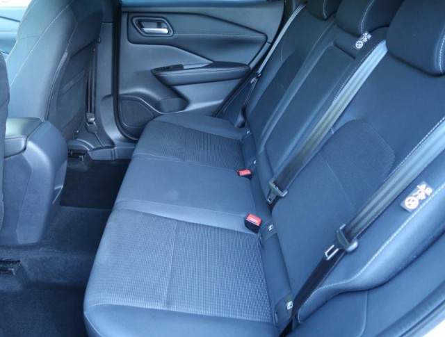 Nissan Qashqai  1.3 DIG-T MHEV 