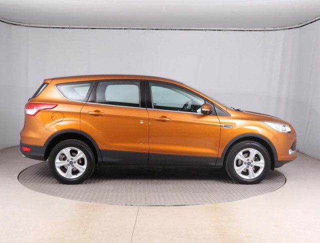 Ford Kuga  1.5 EcoBoost Titanium