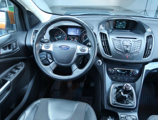Ford Kuga  1.5 EcoBoost Titanium