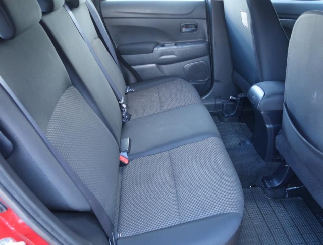 Mitsubishi ASX  1.6 MIVEC 