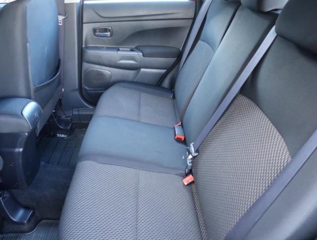 Mitsubishi ASX  1.6 MIVEC 