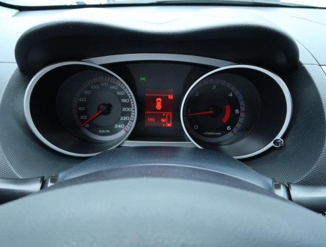 Mitsubishi Outlander  2.0 DI-D 