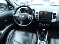 Mitsubishi Outlander  2.0 DI-D 