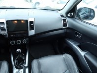 Mitsubishi Outlander  2.0 DI-D 