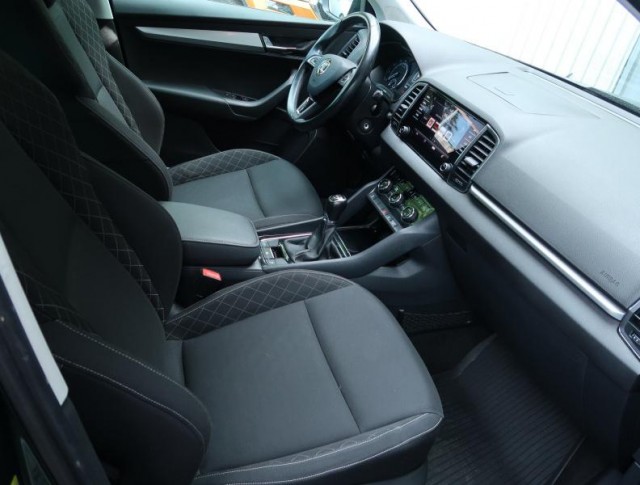 Škoda Karoq  1.0 TSI Style