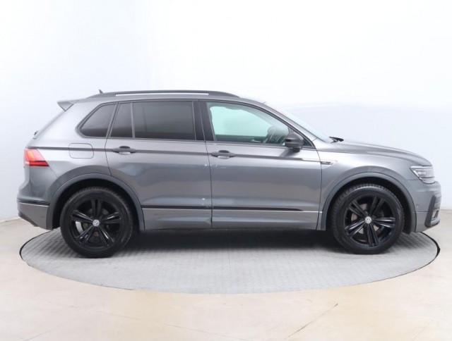 Volkswagen Tiguan  2.0 TDI R-Line