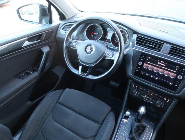 Volkswagen Tiguan  2.0 TDI R-Line