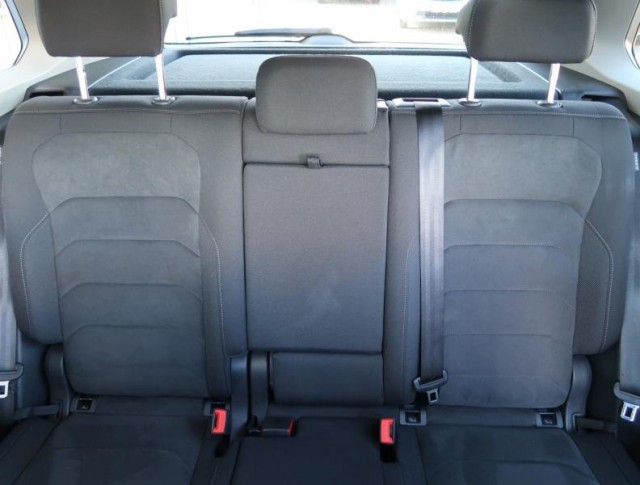 Volkswagen Tiguan  2.0 TDI R-Line