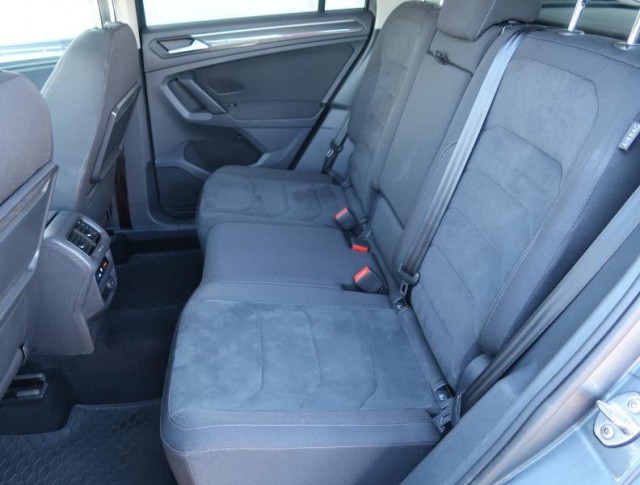 Volkswagen Tiguan  2.0 TDI R-Line