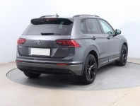 Volkswagen Tiguan  2.0 TDI R-Line