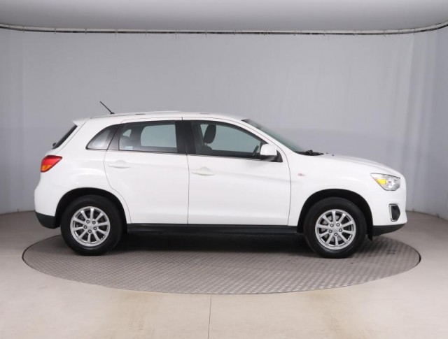Mitsubishi ASX  1.6 MIVEC 