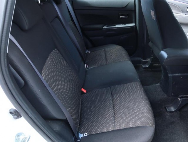 Mitsubishi ASX  1.6 MIVEC 