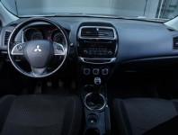 Mitsubishi ASX  1.6 MIVEC 