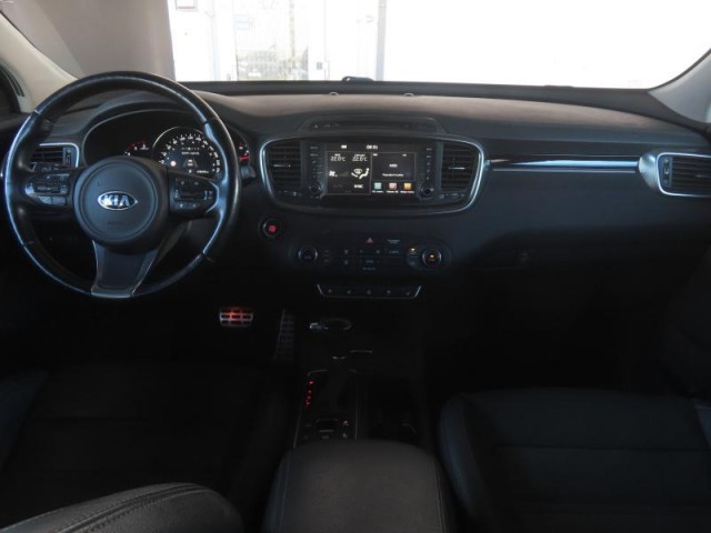 Kia Sorento  2.2 CRDi 