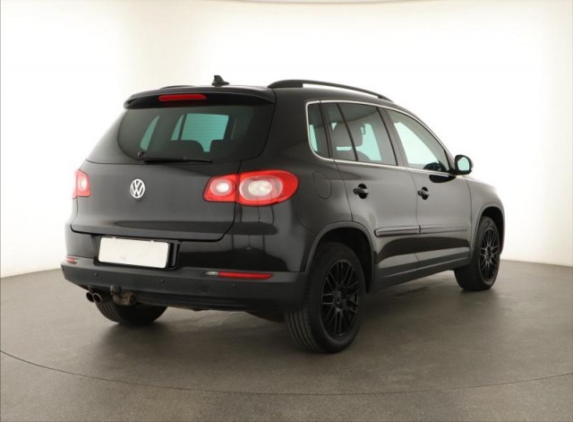 Volkswagen Tiguan  2.0 TDI 