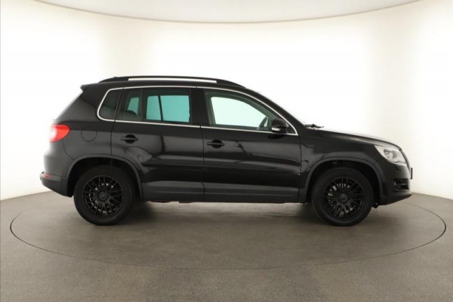 Volkswagen Tiguan  2.0 TDI 