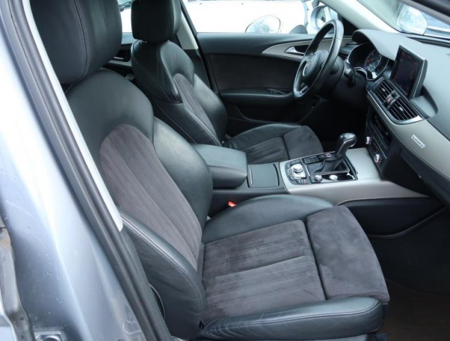 Audi A6 Allroad  3.0 TDI 