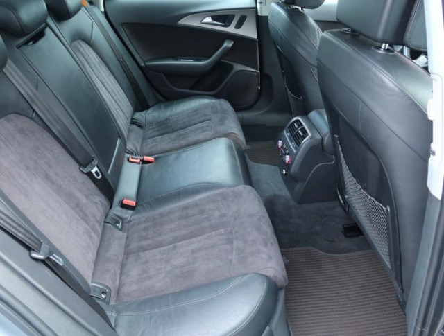 Audi A6 Allroad  3.0 TDI 
