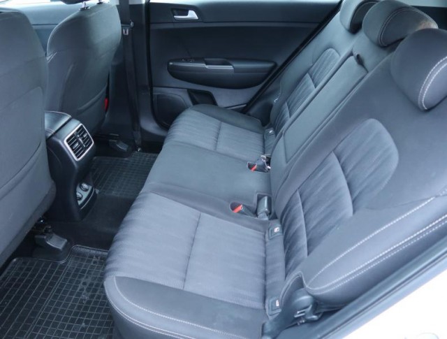 Kia Sportage  1.6 GDI 