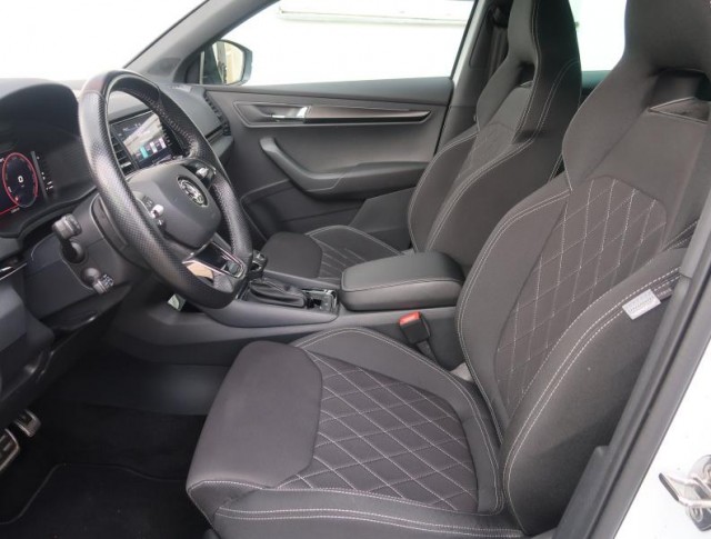 Škoda Karoq  1.5 TSI Sportline