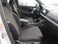 Škoda Karoq  1.5 TSI Sportline