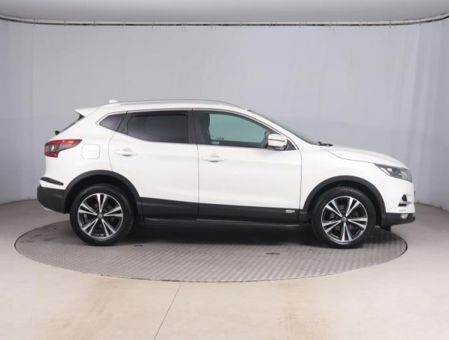 Nissan Qashqai  1.2 DIG-T 