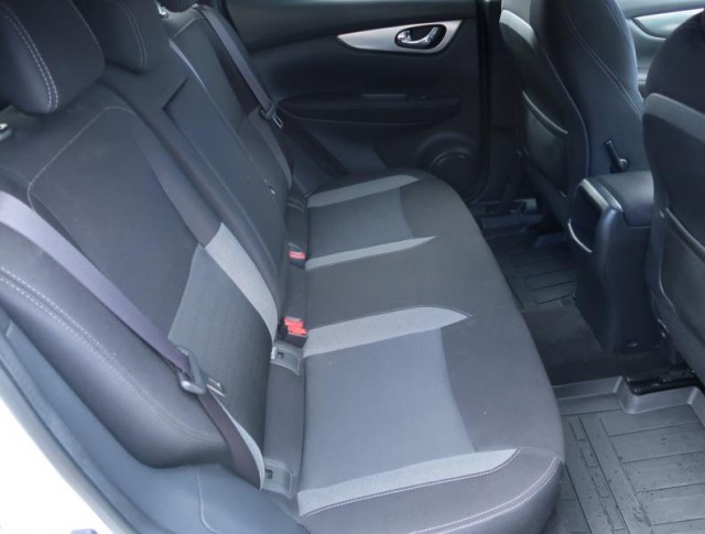 Nissan Qashqai  1.2 DIG-T 