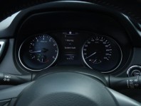 Nissan Qashqai  1.2 DIG-T 