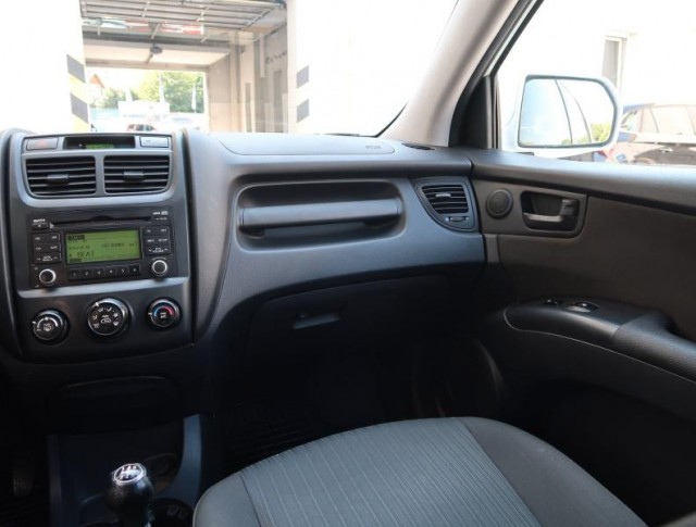 Kia Sportage  2.0 16V 